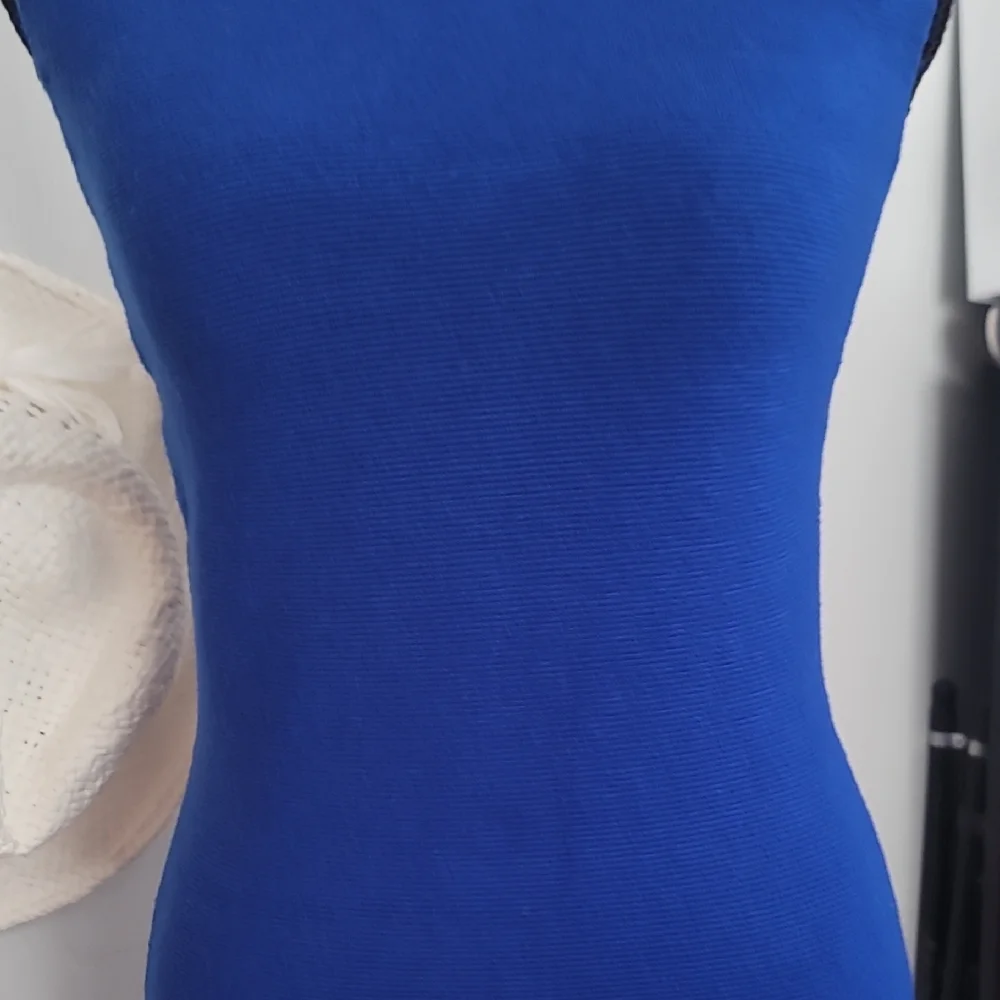 Olivaceous Vibrant Blue Bodycon  Halter Mini Dress - Picture 4 of 9